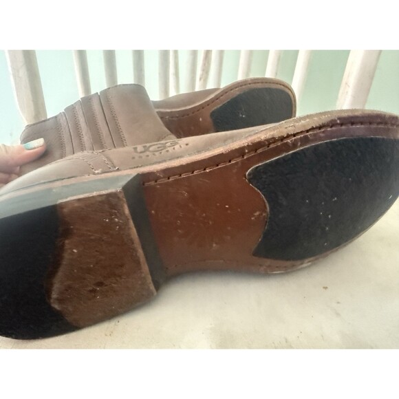 UGG Leather Chelsea 5633 Boots Men Size 10 Brushed Brown Pull On - Picture 7 of 7